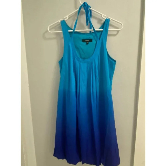 express Dress small. Lightly worn. Like brand new - Picture 3 of 4
